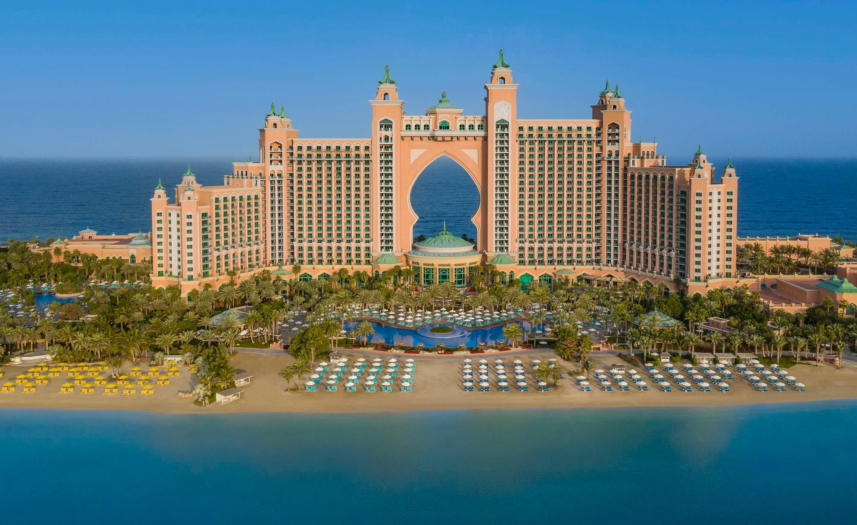 Staycation Spotlight: 15 years later, Atlantis, The Palm is still making waves